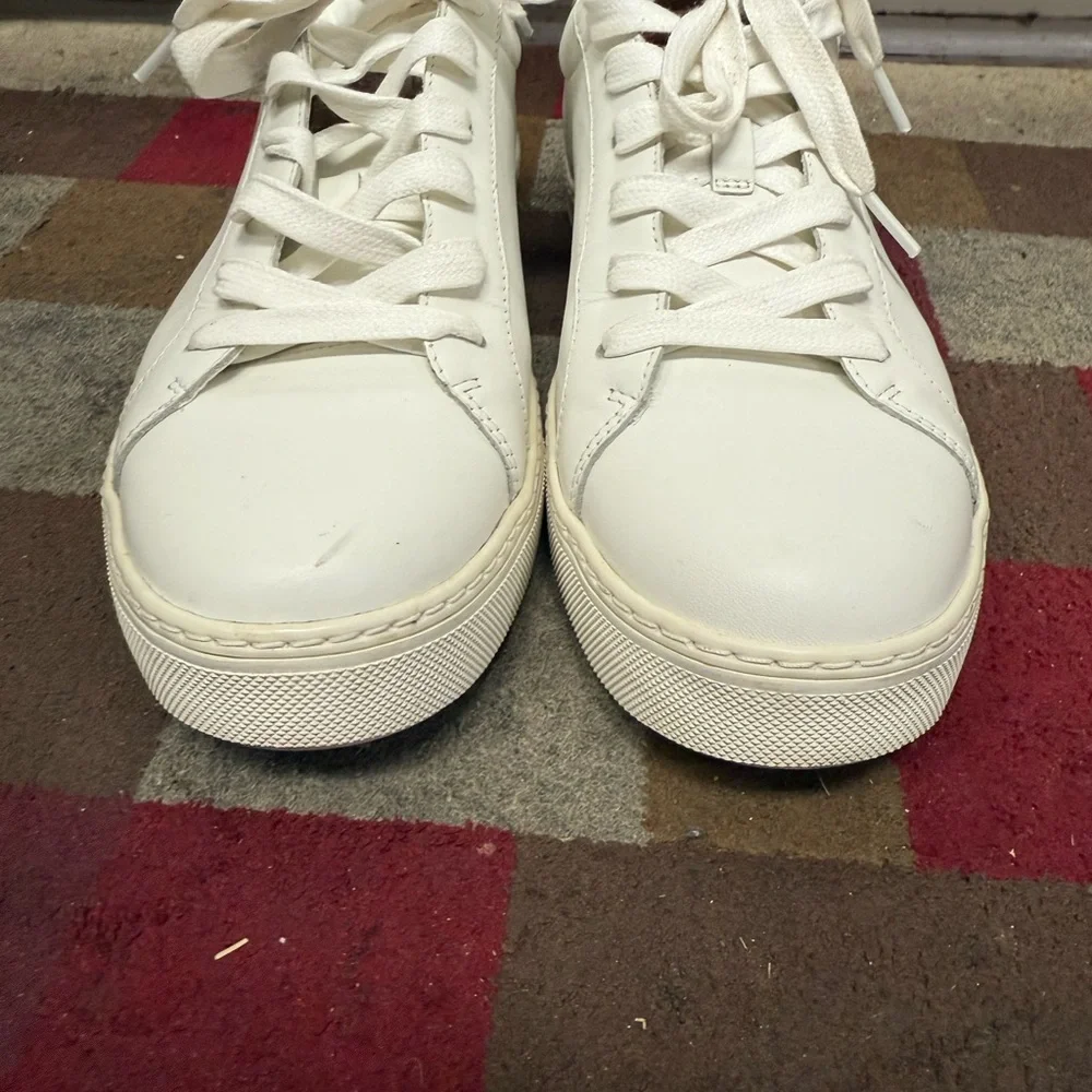 Coach Men’s White Leather Low Tops Sneakers - Picture 3 of 14